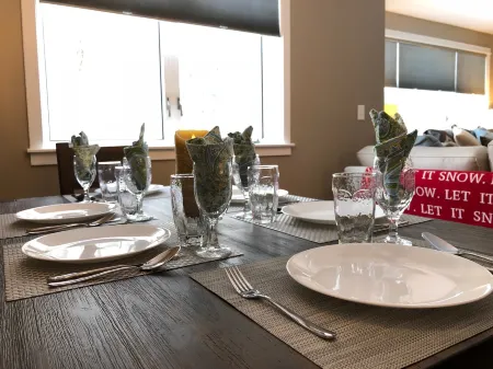 Charming Farmhouse Retreat with Outdoor Pool - Cozy and Stylish Escape