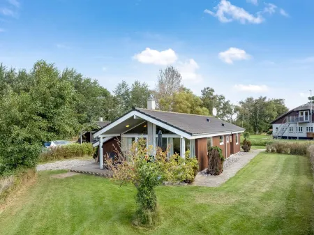 "Vincent" - 25m from the sea Отели в г. Dannemare