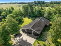 "Arny" - 1.5km from the Sea Hotels in Albaek