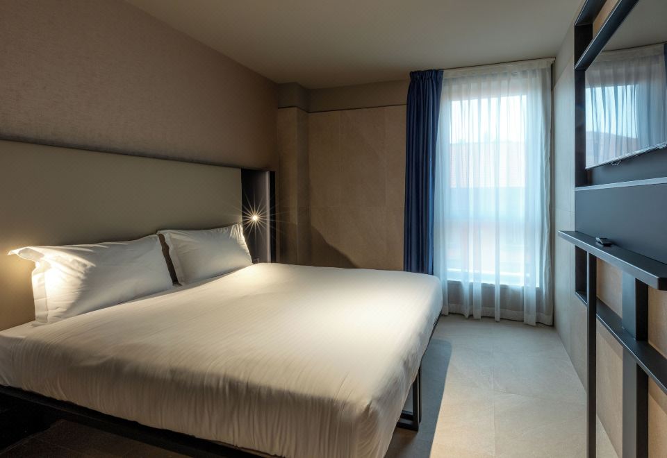 4. 스칼라티 호텔 ..