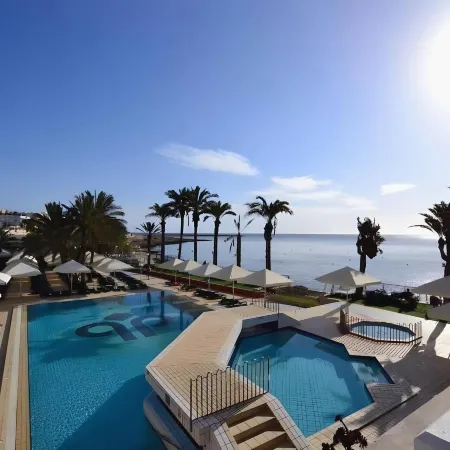Qawra Palace Resort & Spa