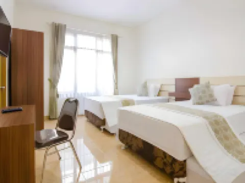 Shakila Guest House Hotels in Batu