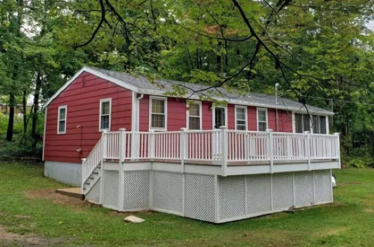 Taigh Loch - Lakes Region Retreat! Hotels in Alton