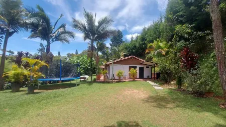 Hermosa Cabaña Campestre Familiar Отели рядом с достопримечательностью «Mirador al Aeropuerto de Medellin MDE»