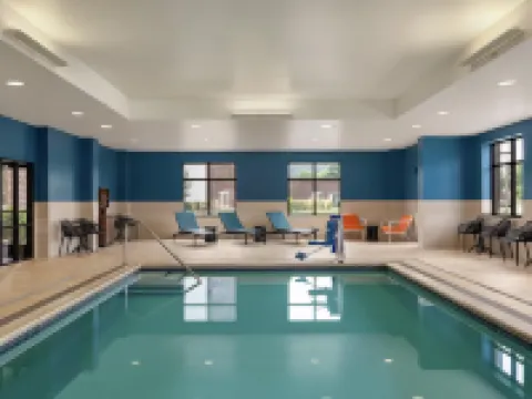 ハンプトン イン & スイーツ ピッツバーグ/ハーマービル ハーマー・タウンシップのホテル