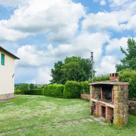 Bucine Hideaway with Pool