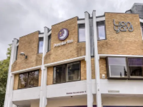 พรีเมียร์ อินน์ แคมบริดจ์ ซิตี้ เซ็นเตอร์ - คอร์น เอ็กซ์เชนจ์/ไลออน ยาร์ด โรงแรมในเคมบริดจ์