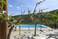 Holiday Home in Laroya with Pool & BBQ