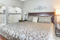 Cozy Resort Condo 5 Mi to Branson Landing! - Holiday Apartments