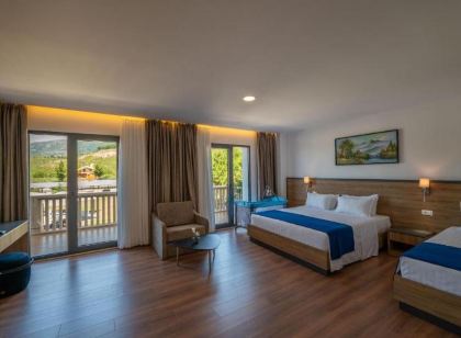 Acros Resort