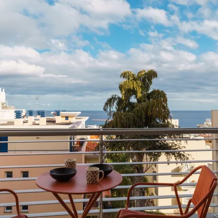 GuestReady – Scenic Stay in the Heart of Funchal
