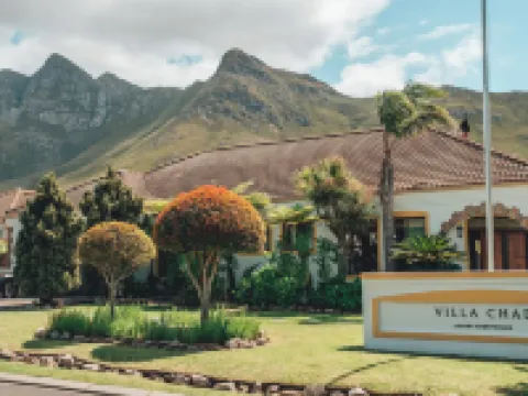 Villa Chad Luxury Guesthouse Hotels in Overberg District Municipality