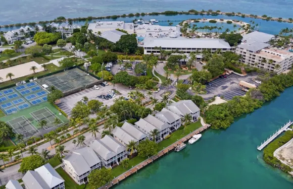 吉斯加勒比鷹島別墅度假村