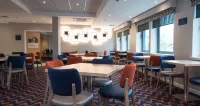 Holiday Inn Express DUNFERMLINE by IHG - breakfast