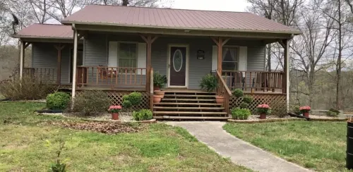 Cozy Cottage near Dale Hollow Lake