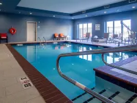 Holiday Inn Express & Suites OKLAHOMA CITY AIRPORT by IHG Hotels near Athena Mall