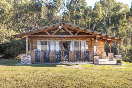 The Grampians Motel Отели в г. Холс Гэп