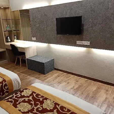 M Global Hotel