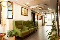 Hotel RainTr33 - 3 ดาว
