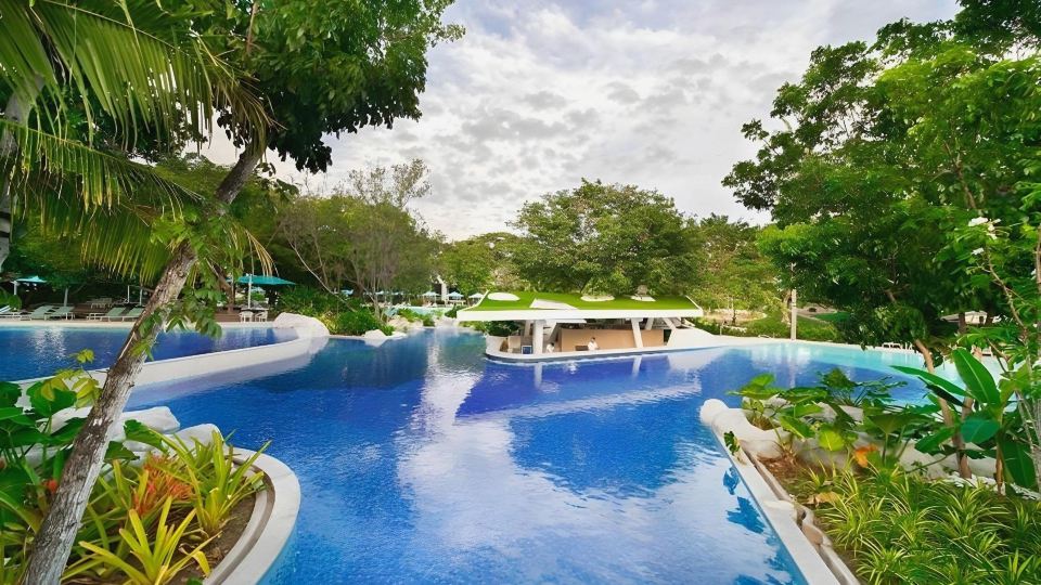 Tambuli Seaside Resort and Spa
