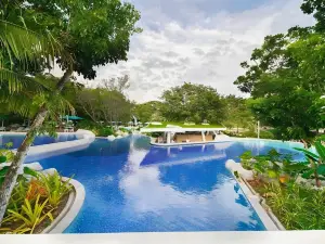 Tambuli Seaside Resort and Spa