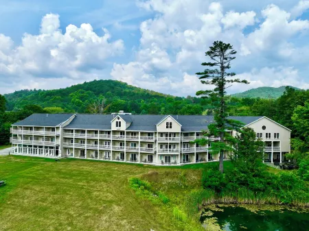 On the River Inn Отели рядом с достопримечательностью «AT trailhead Woodstock VT»