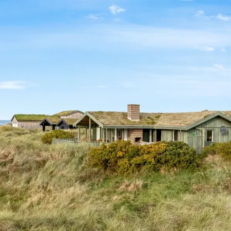 "Fransine" - 480m from the Sea