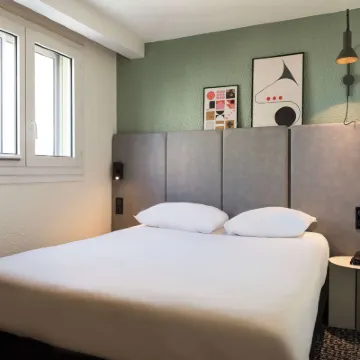 Ibis Paris Italie Tolbiac 13ème Hotéis próximos à(ao) Parque Montsouris