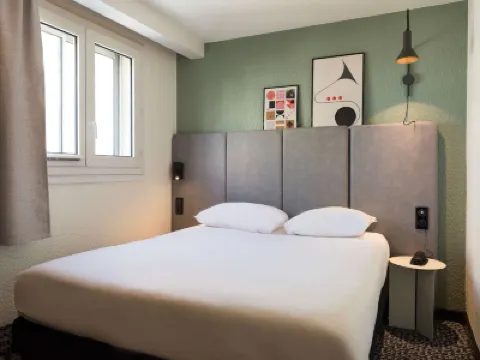 Hôtel ibis Paris Italie Tolbiac 13ème Hôtels à proximité de : 13e arr.