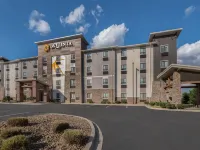 La Quinta Inn & Suites by Wyndham Greenville Hotels near Brewery 85