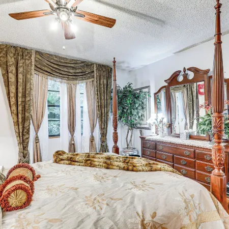 Tampa Area Home w/ Indoor Pool, Families Welcome!