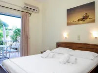 Konstantinos Hotel & Apartments I Hotels in Ellomeno