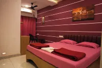 Hotel Royal Usi Hotels in Walane