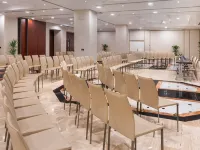 Melia Sevilla Hotels near La Raza
