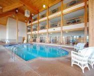 Norfolk Lodge & Suites, Ascend Hotel Collection - 3-Star