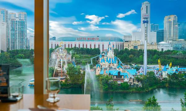 Jamsil, Seoul: Lake Hotel