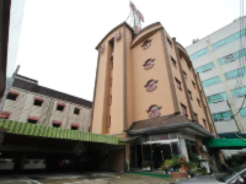Yeoju Prince Hotel berhampiran House of Empress Myeongseong