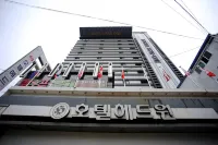 Hotel Head-One - parking