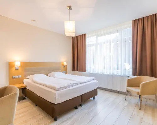Hotel Port Отели рядом с достопримечательностью «Эмхавен»
