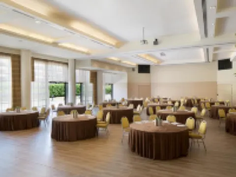 Starhotels Grand Milan Hotels in Saronno