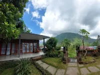 Sekumpul Guest House Hotels near Git Git Waterfall