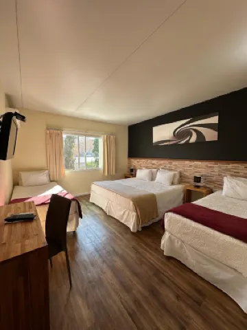 Nova Posada Hotels in 