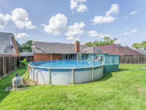 Crimson Creek Stayhouse Hotels in Cordova