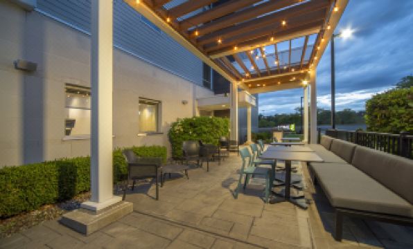 Home2 Suites by Hilton Saratoga Malta