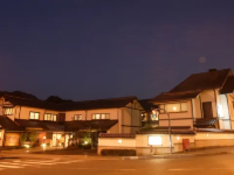 三朝温泉 かがり火の宿 有楽 三朝のホテル