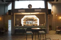 KMR Hotels & Resorts - bars