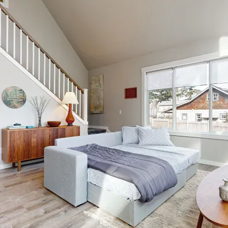 Hot Tub & Mtn Views: Lummi Island Home Near Beach