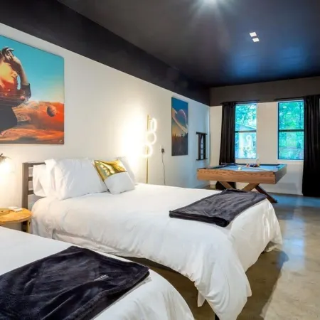 Stylish Clubhouse Retreat w/ Hot Tub Near Downtown