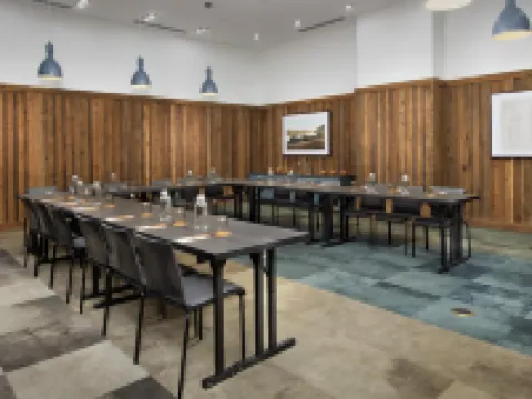 キャノピ･バイ･ヒルトン イサカ ダウンタウン イサカのホテル