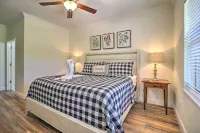 Townsend Condo w/ Pool, Great Smoky Mountain Views - WiFi